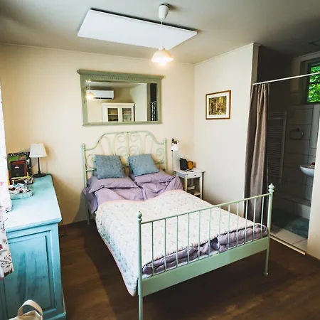 Ferde Es Vendeghaz Apartamento